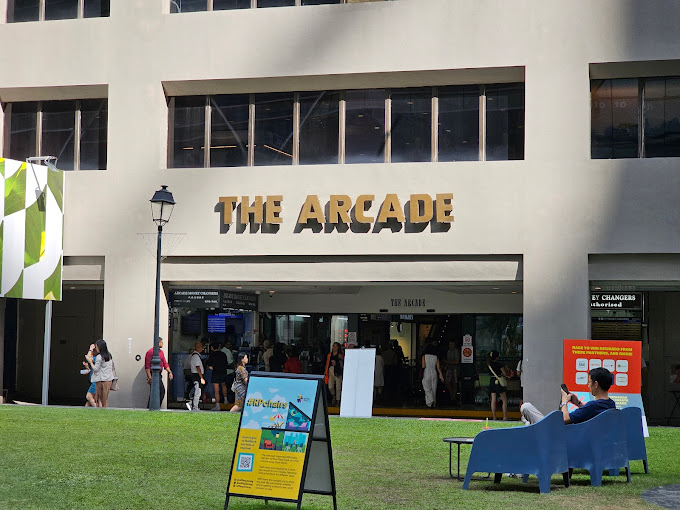 Defunct Singapore malls - Arcade