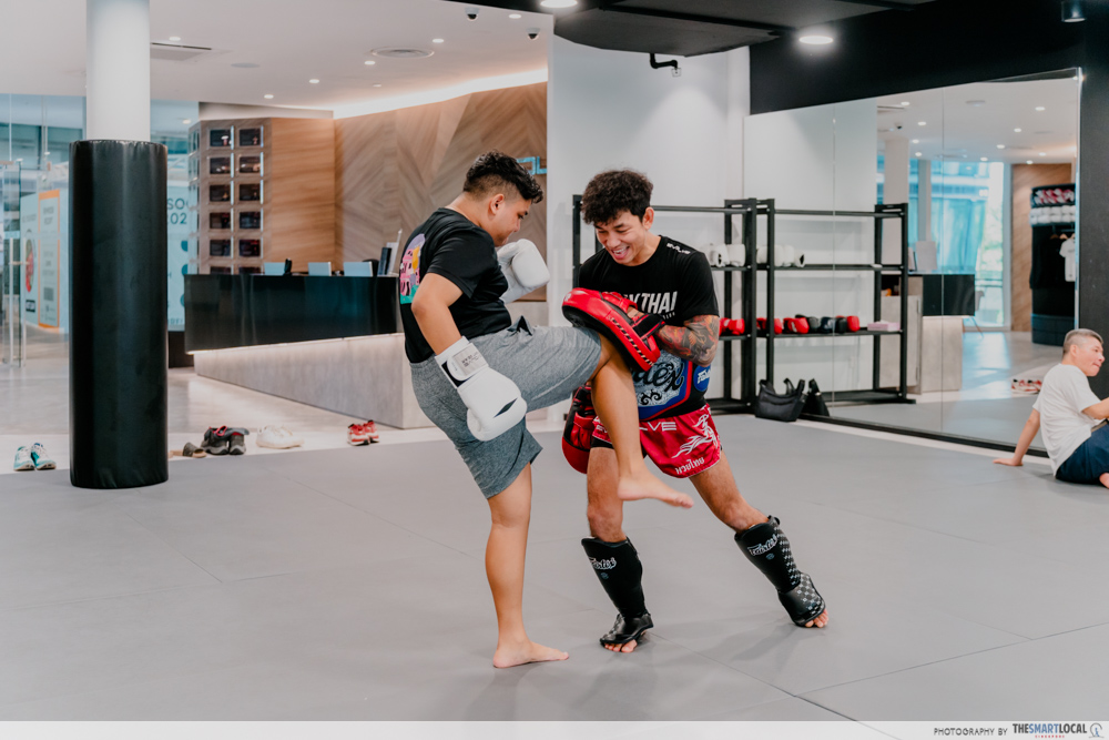 Muay Thai Self-Defence Techniques - Knee