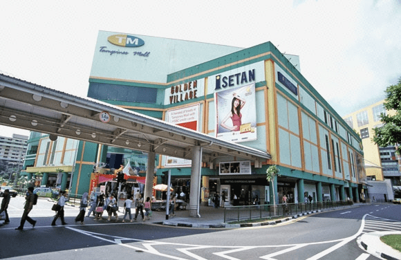 Tampines Mall exterior in the past (2)
