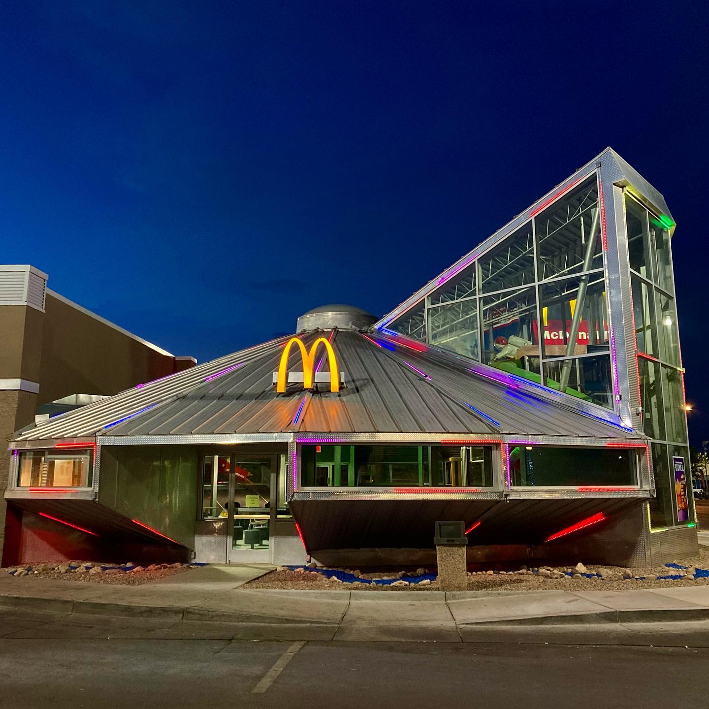 Unique McDonald's Around The World UFO New Mexico USA