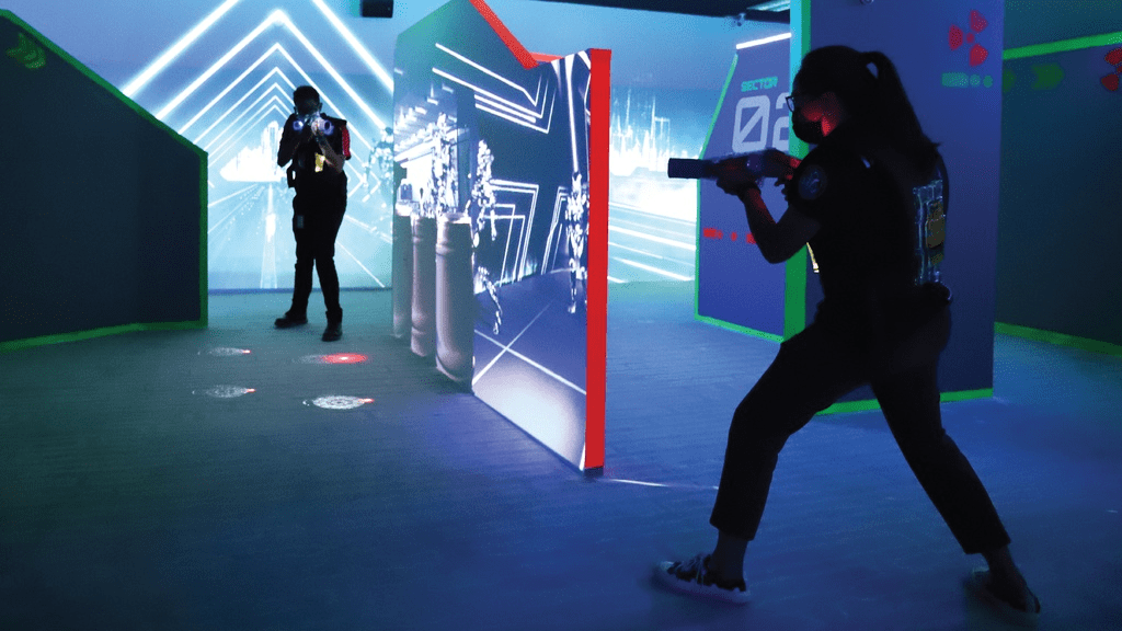 things to do kids - science discovery centre laser tag
