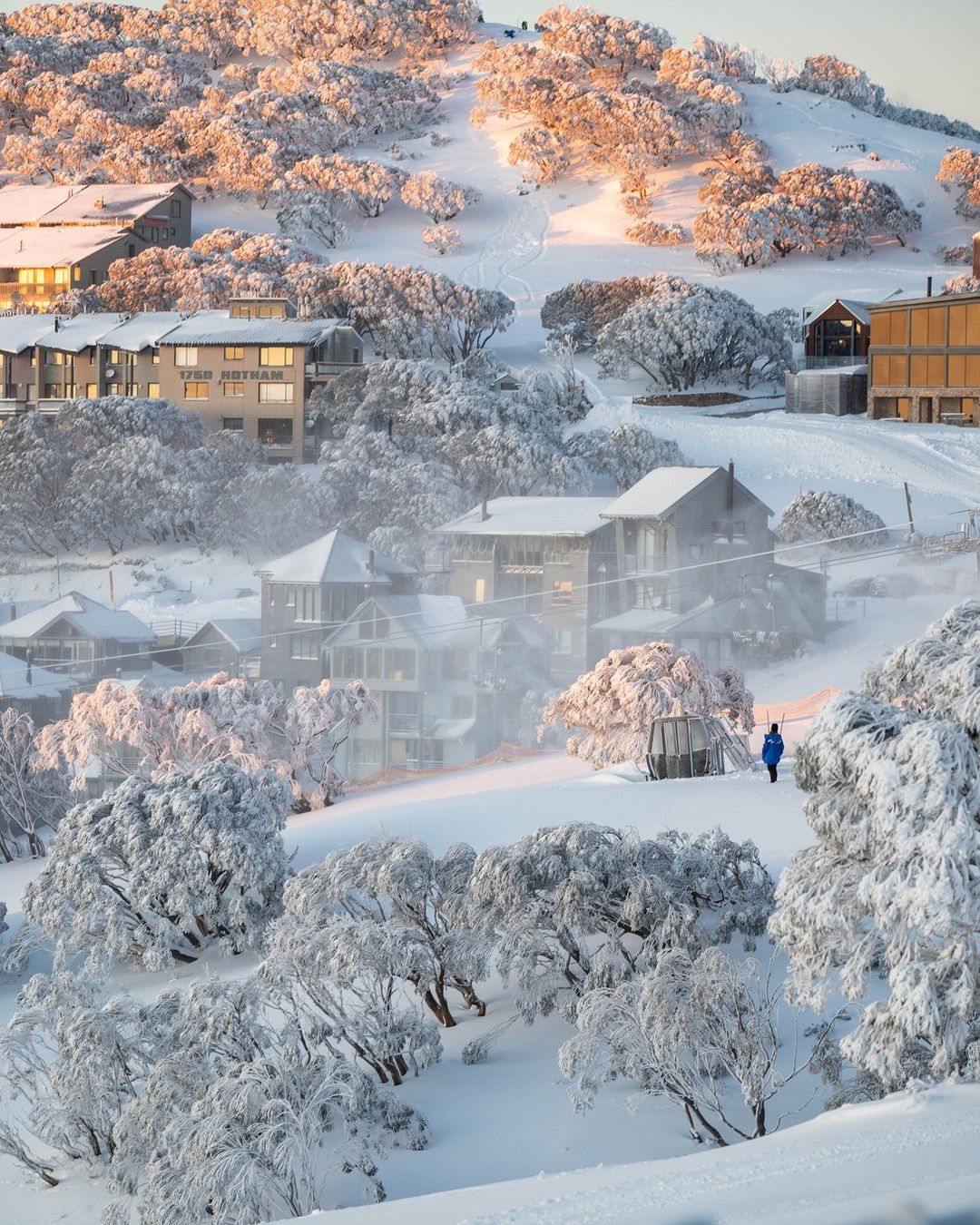 Winter destinations in australia - alpine village