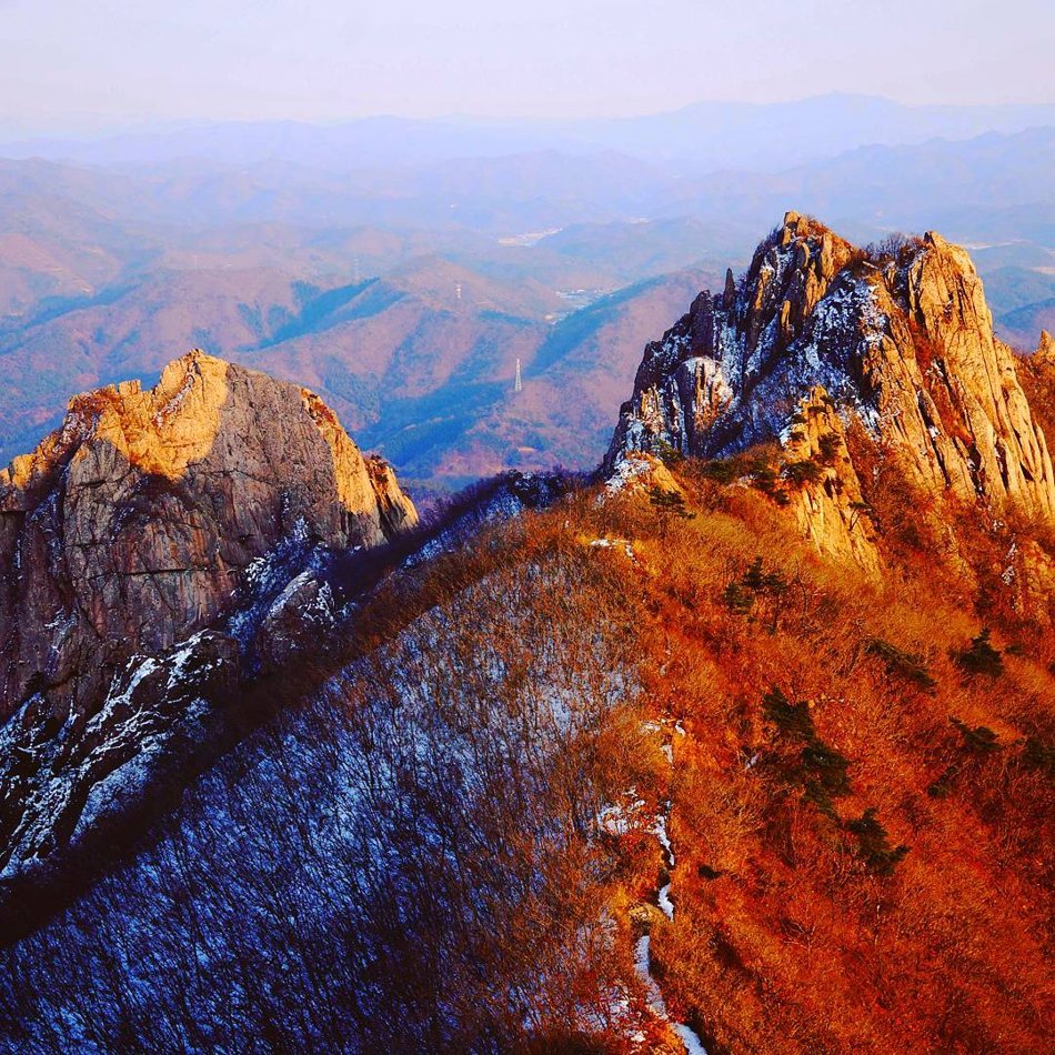 mountain hiking trails korea - Wolchulsan
