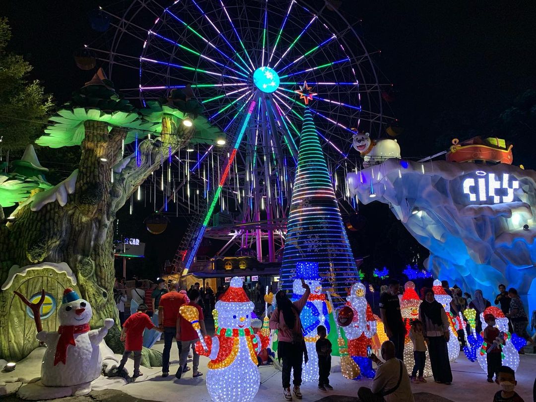 theme parks in malaysia - i-City Theme Park