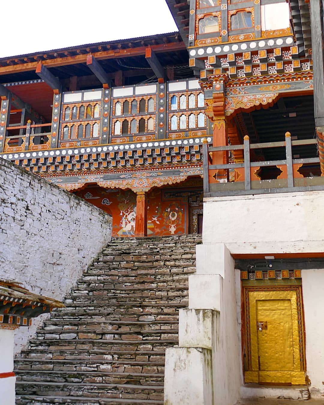 Bhutan - Punakha Dzong inside