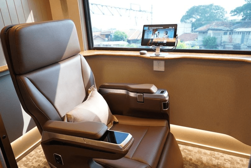 Compartment Suite seat