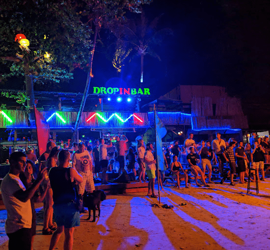 full moon party - drop in bar