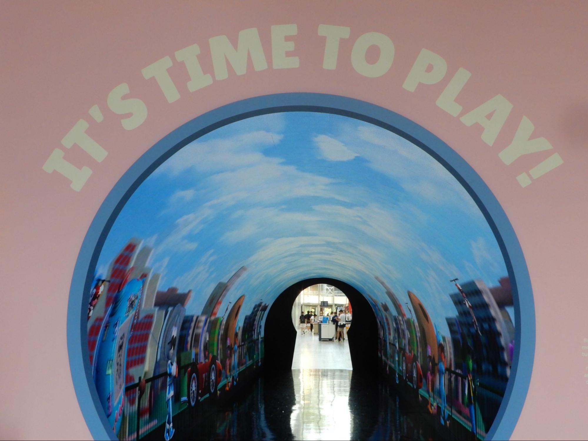 play:date national museum of singapore - art tunnel entrance