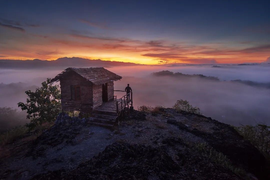 Hiking for beginners - Gunung Ireng summit