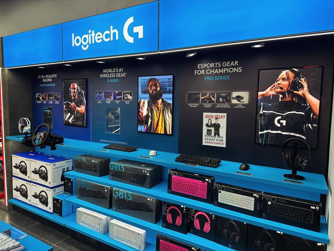 Logitech corner