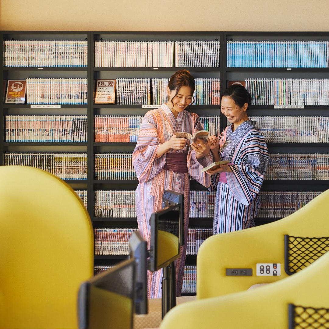 Manga library with more than 10,000 books 