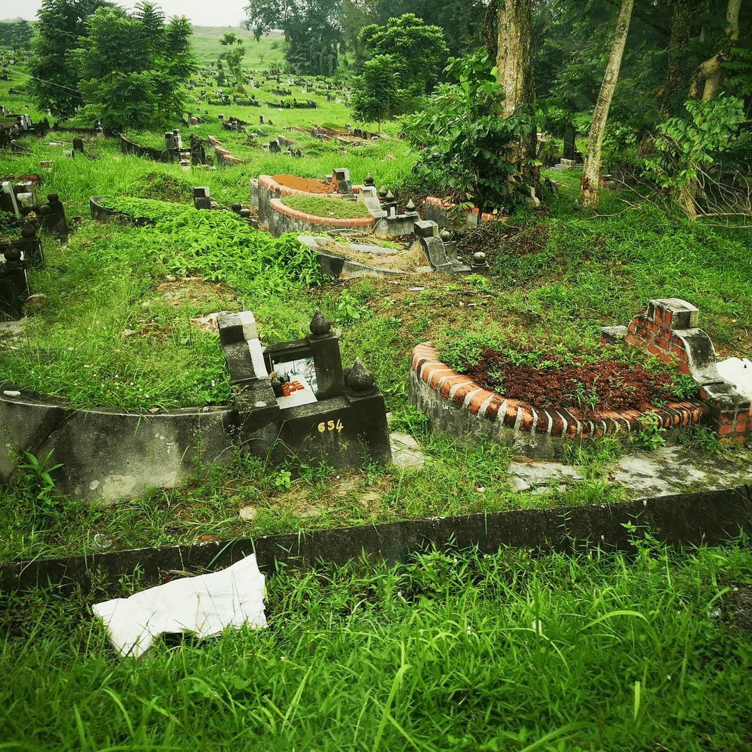 choa chu kang cemetery - old cemetery