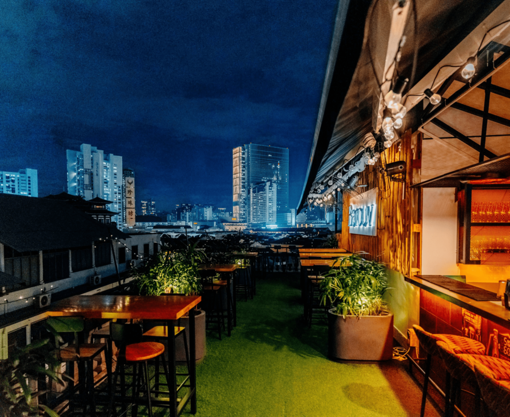 Best Rooftop Bars Singapore - Barouv Rooftop Bar