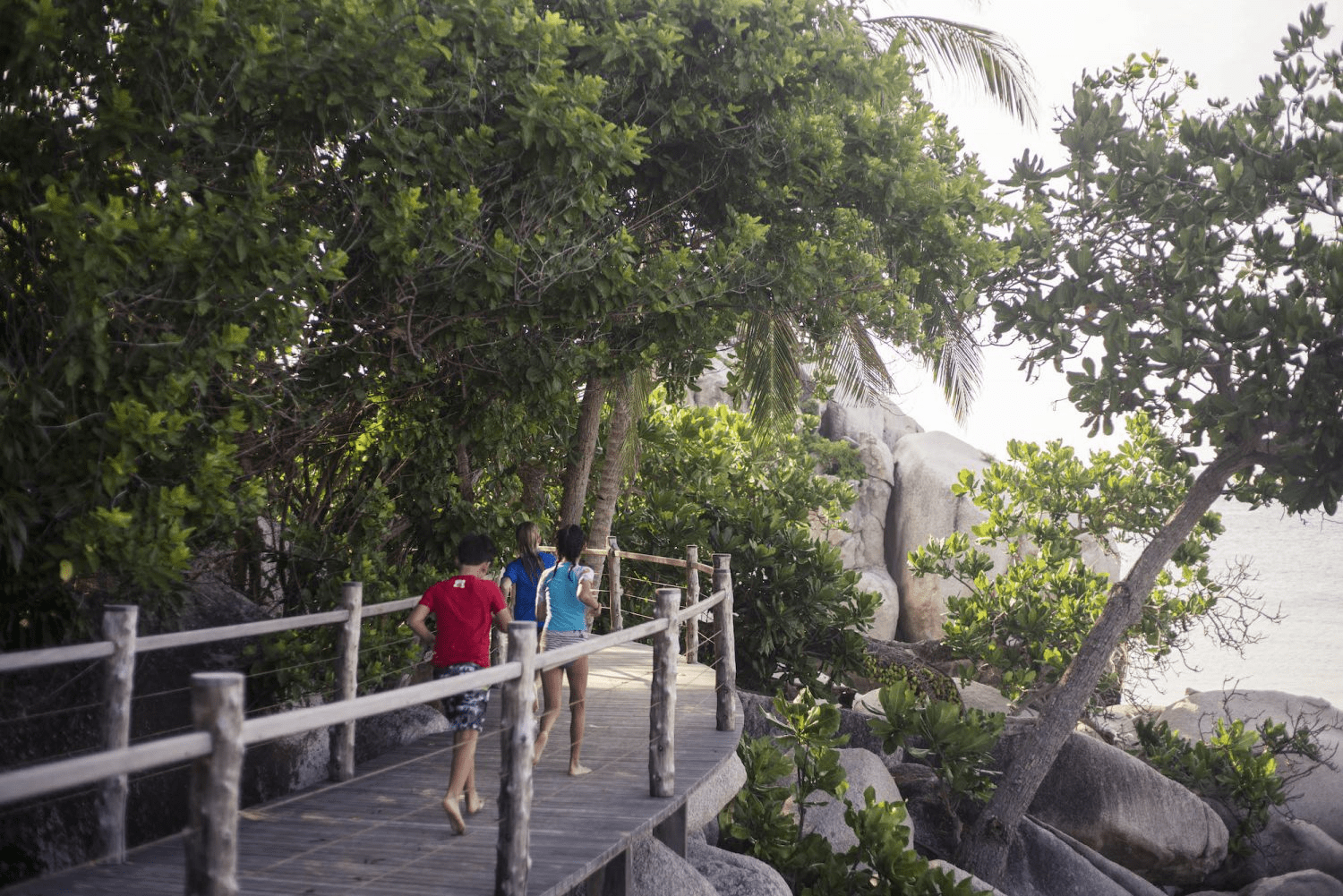 Cempedak island resort nikoi sister island