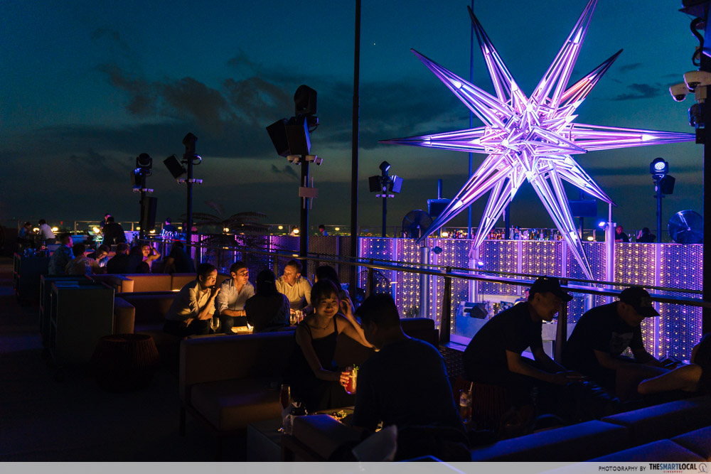 Nova Rooftop Bar - Star-shaped steel structure in the air