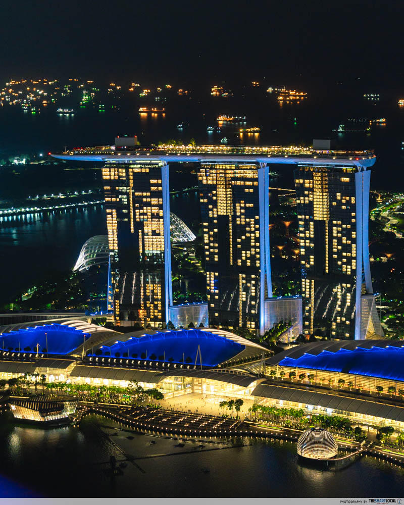 Sweeping view of Marina Bay