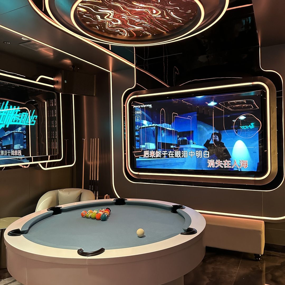 Round pool table & TV screen 