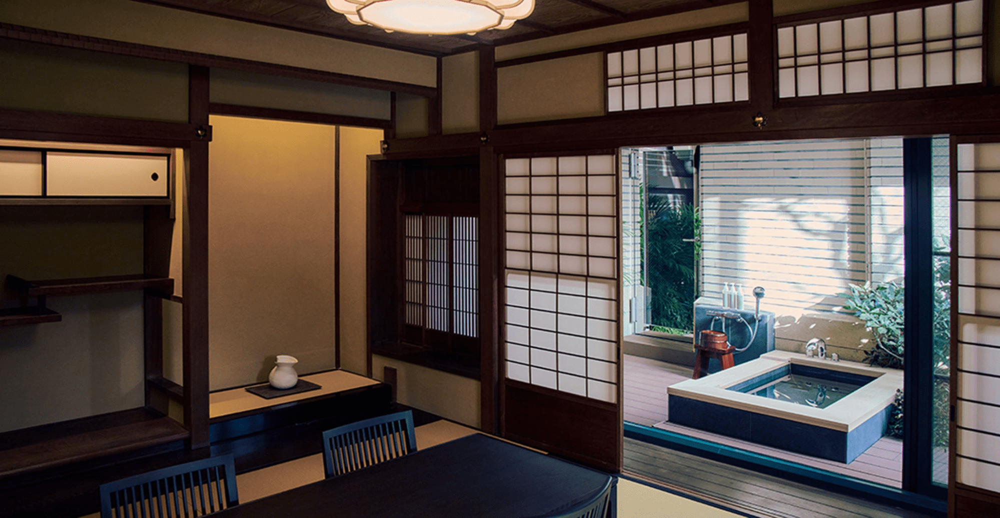 japan capsule hotel