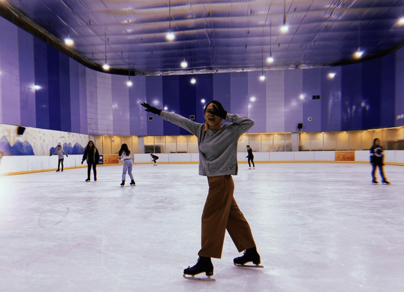 kallang ice world - skate rental