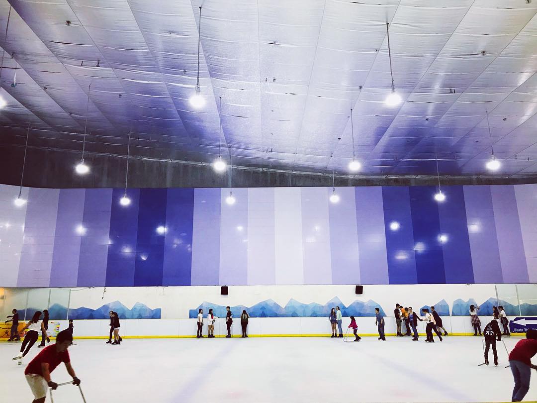 kallang ice world - skating rink