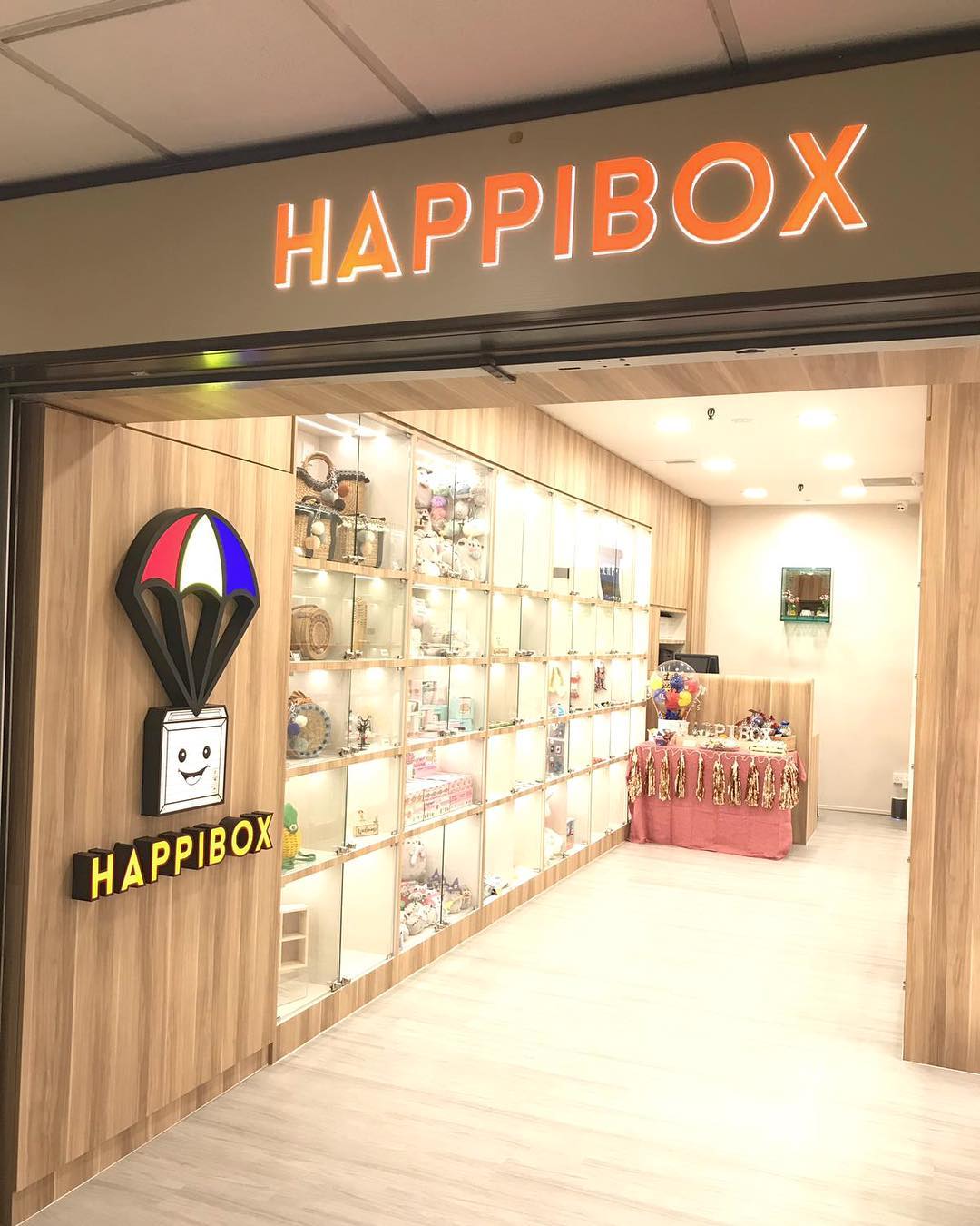 pop mart singapore - HAPPIBOX