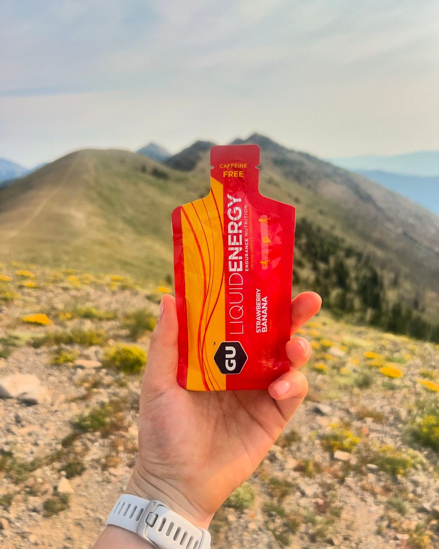 Hiking tips for beginners - hydration gels 