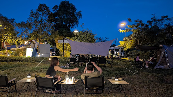 NOMADS cafe - tents