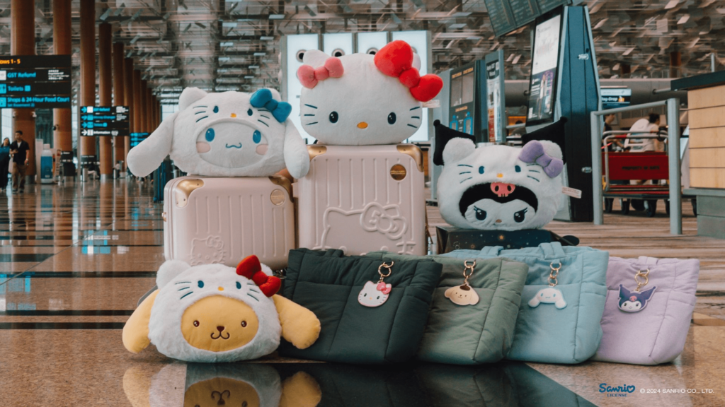 Hello Kitty Festive Wonderland - sanrio suitcase