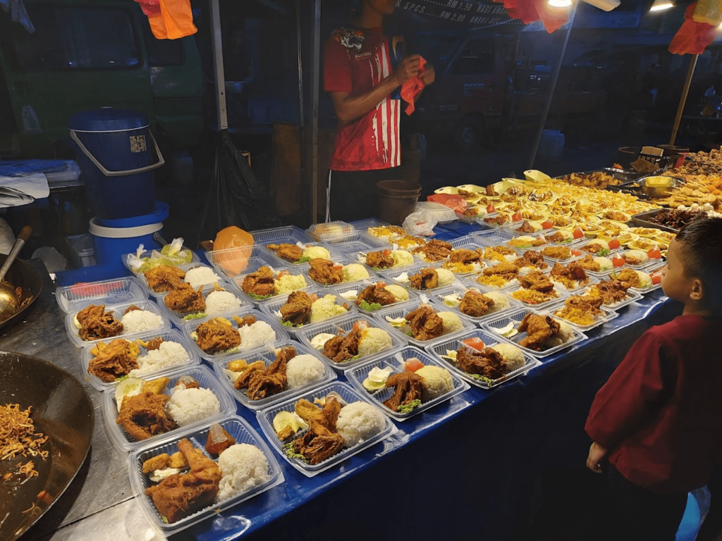 Night Markets In JB - Puteri Wangsa Friday Night Market