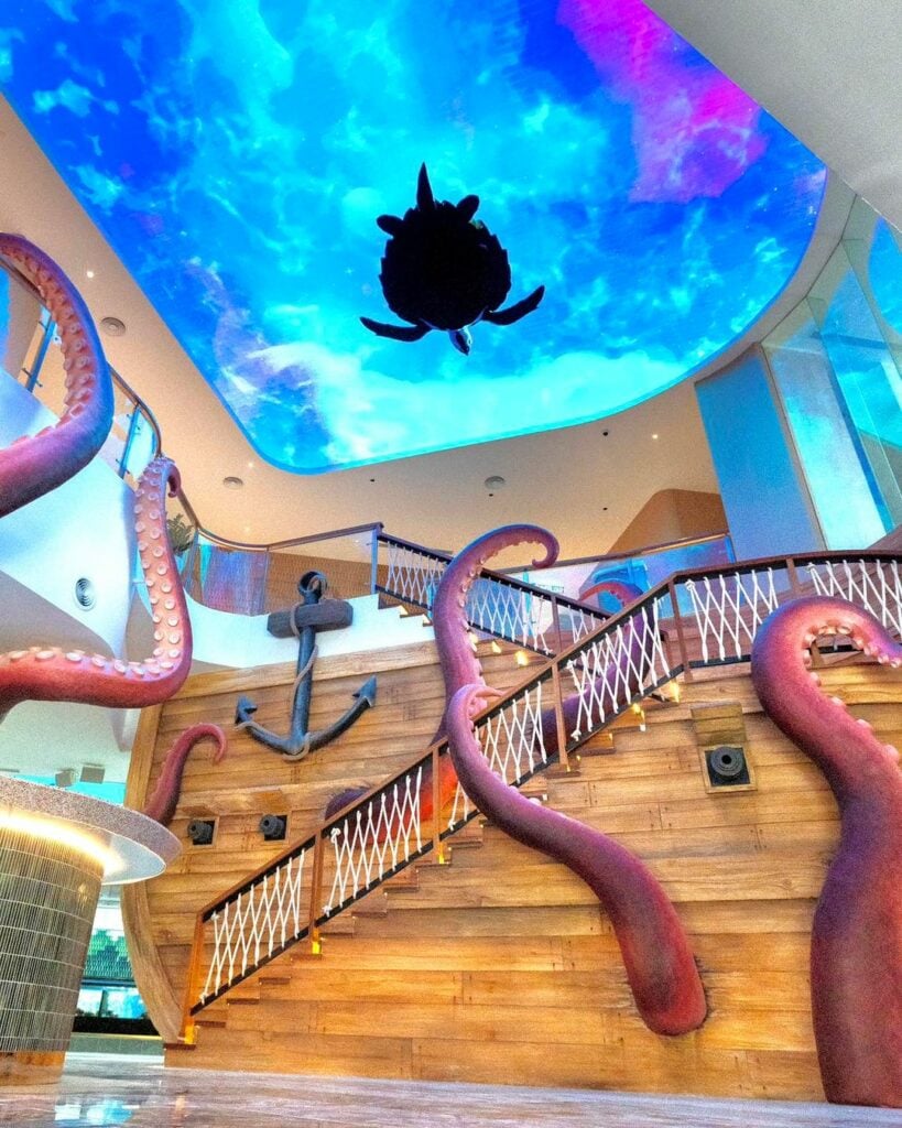 Oversea Seafood KL - sea creature projection