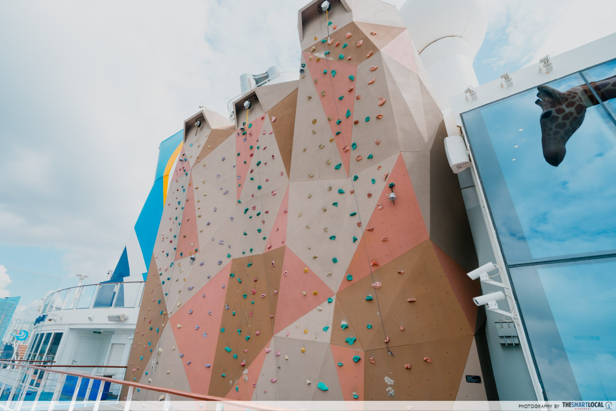 anthem of the seas - rock climbing-min