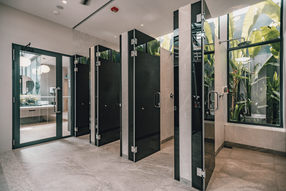 changi airport lounges - Hub & Spoke showers