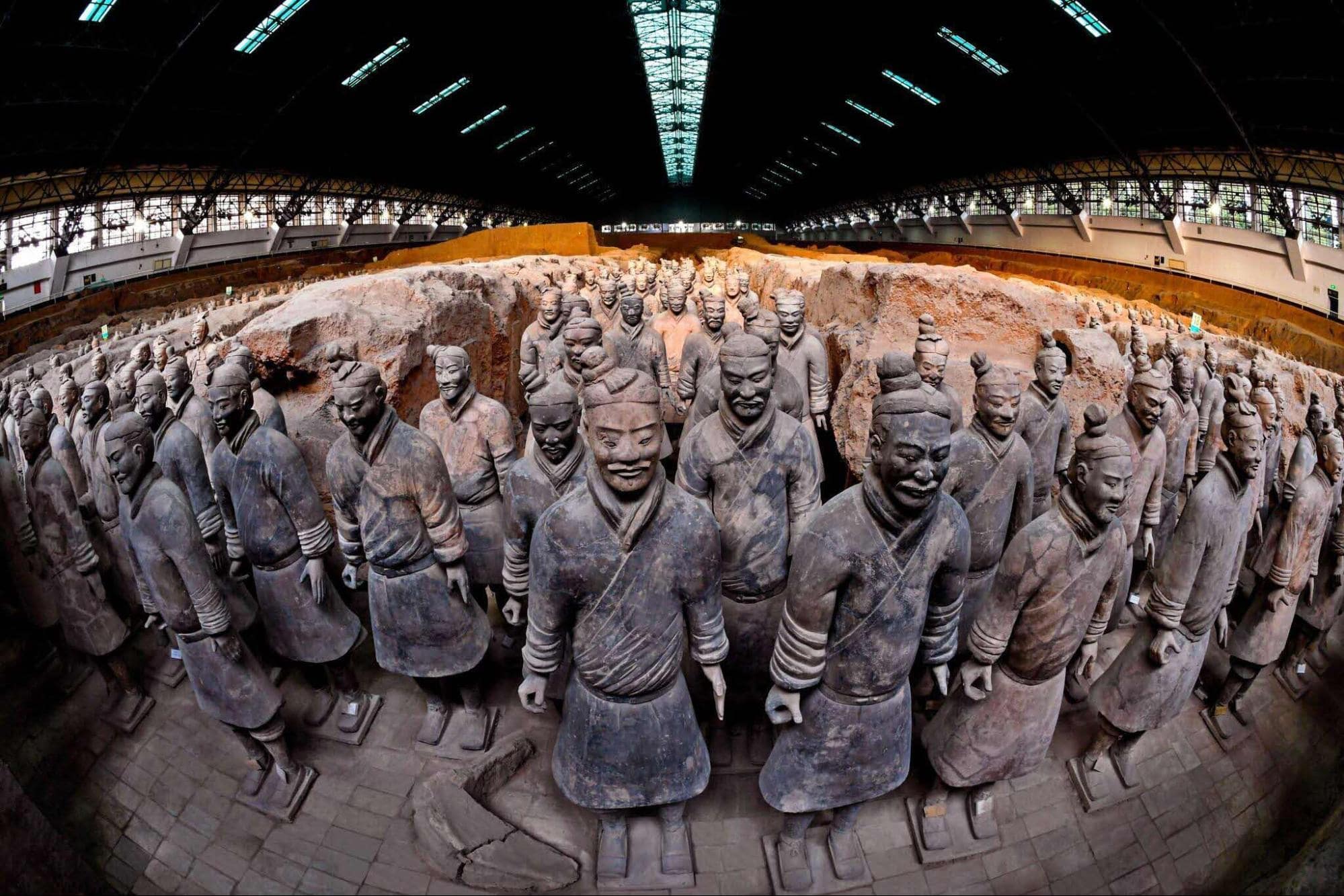 china cities xian statues