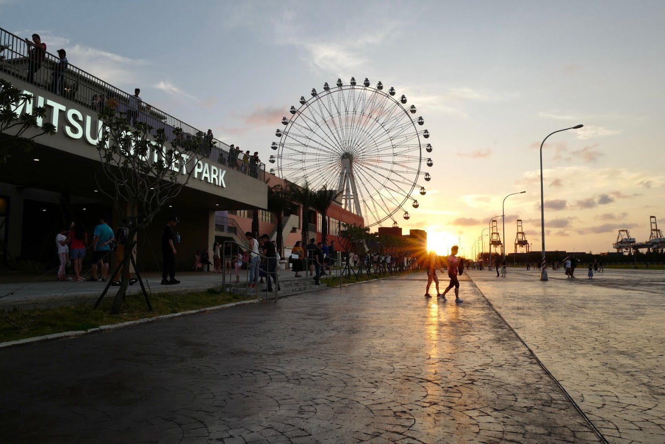 taichung - ferris wheel