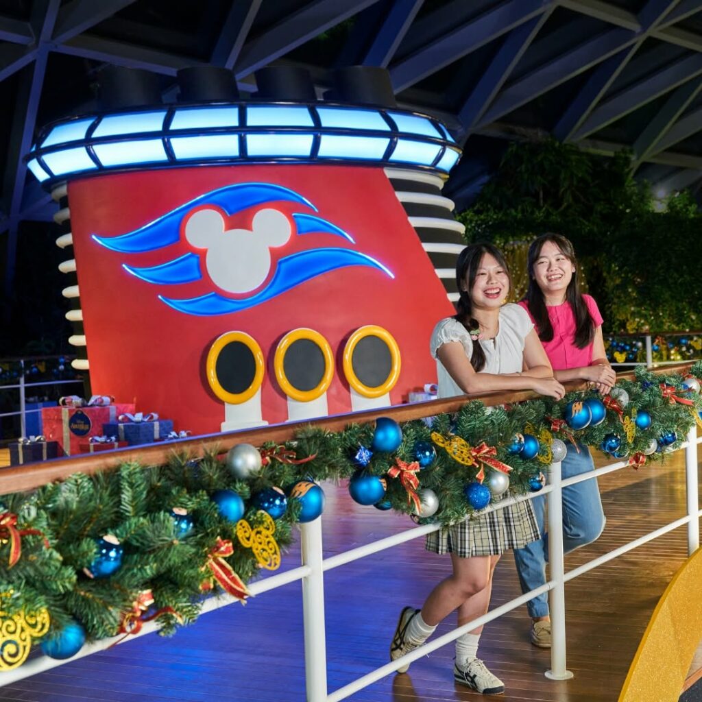 Christmas Events In SG - Disney Cruise Line