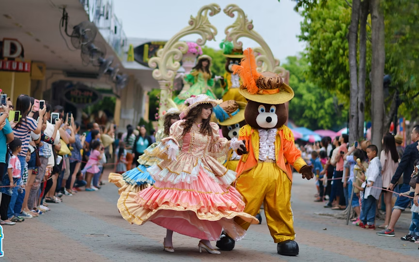 Colours of the World Parade - Dream World Bangkok