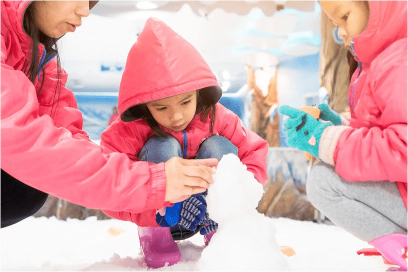 Places To See "Snow" - snow play area