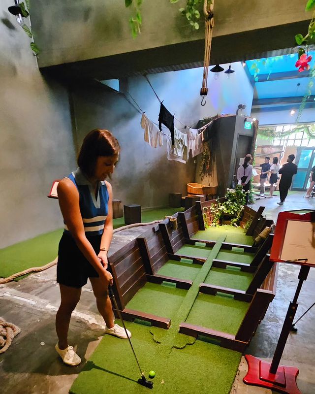 Unique Nightlife Singapore - mini golf