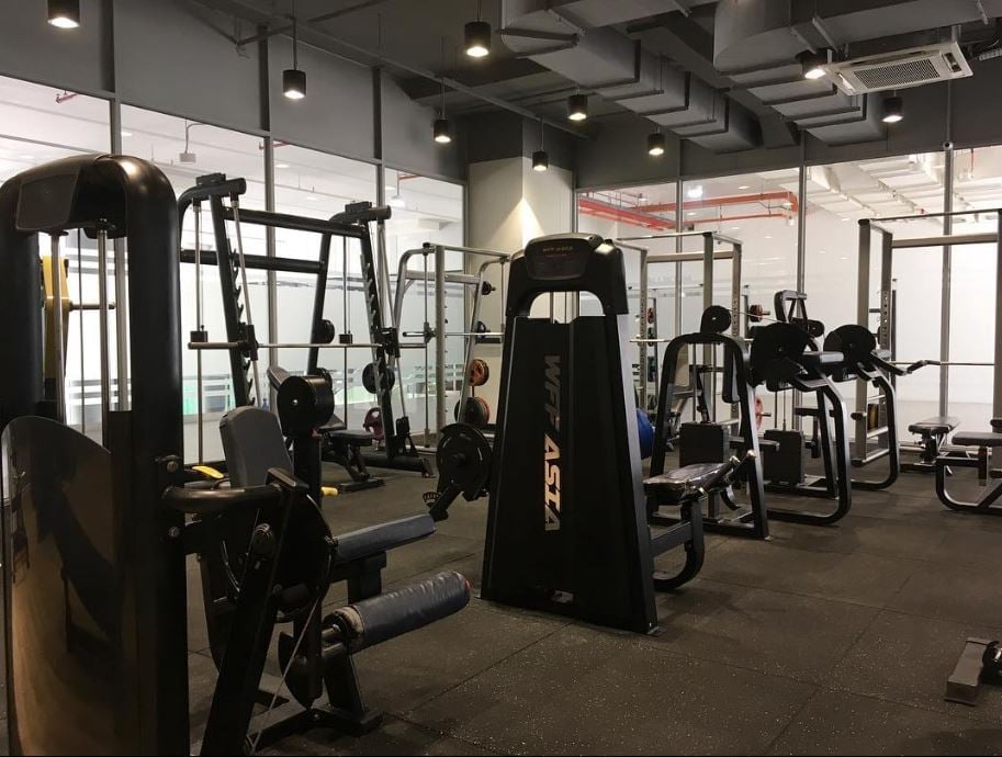 best affordable gyms singapore - Dennis Gym