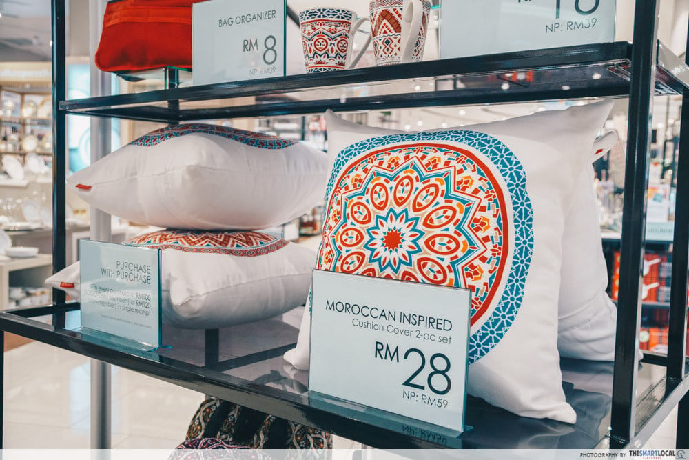 mid valley southkey jb - sogo pillow