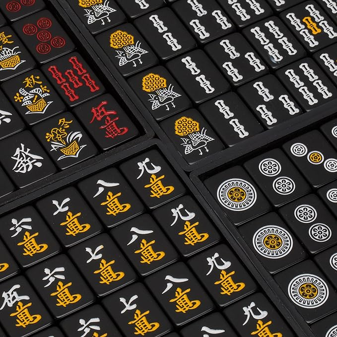 Chinese New Year mahjong - japanese riichi mahjong set