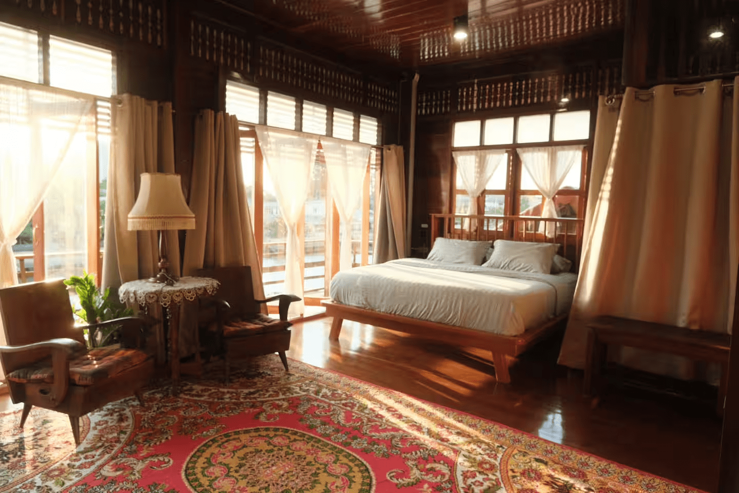 airbnbs in Bangkok - near canal 