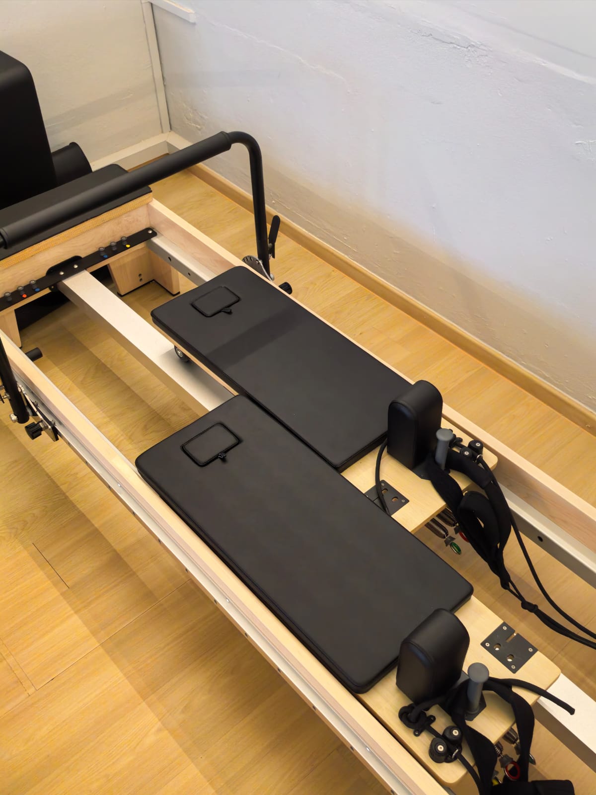 Best Pilates Studios In Singapore - Tirisula RX split reformer