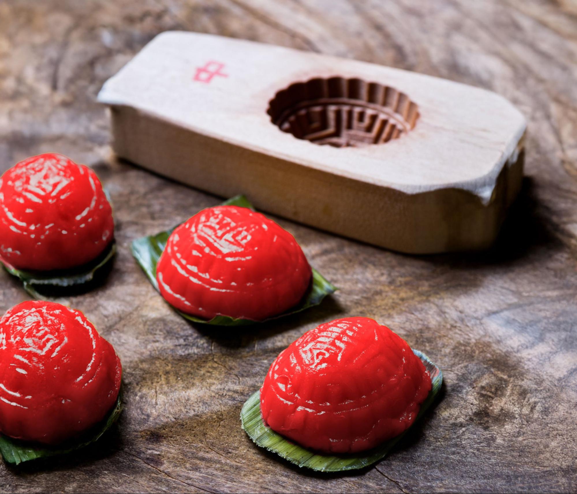 craft workshops i12 katong kultura - ang ku kueh