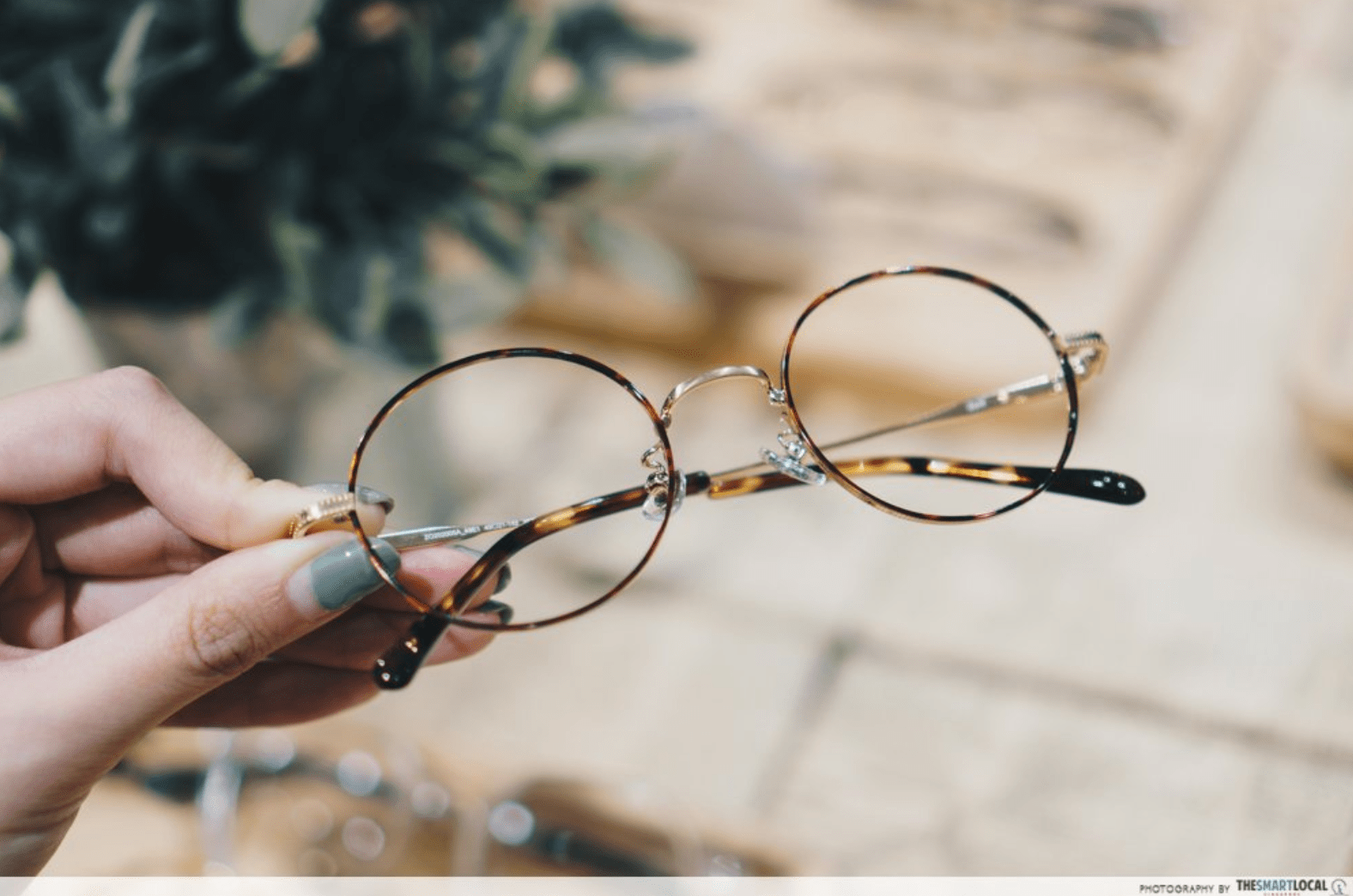 spectacle shops singapore - zoff