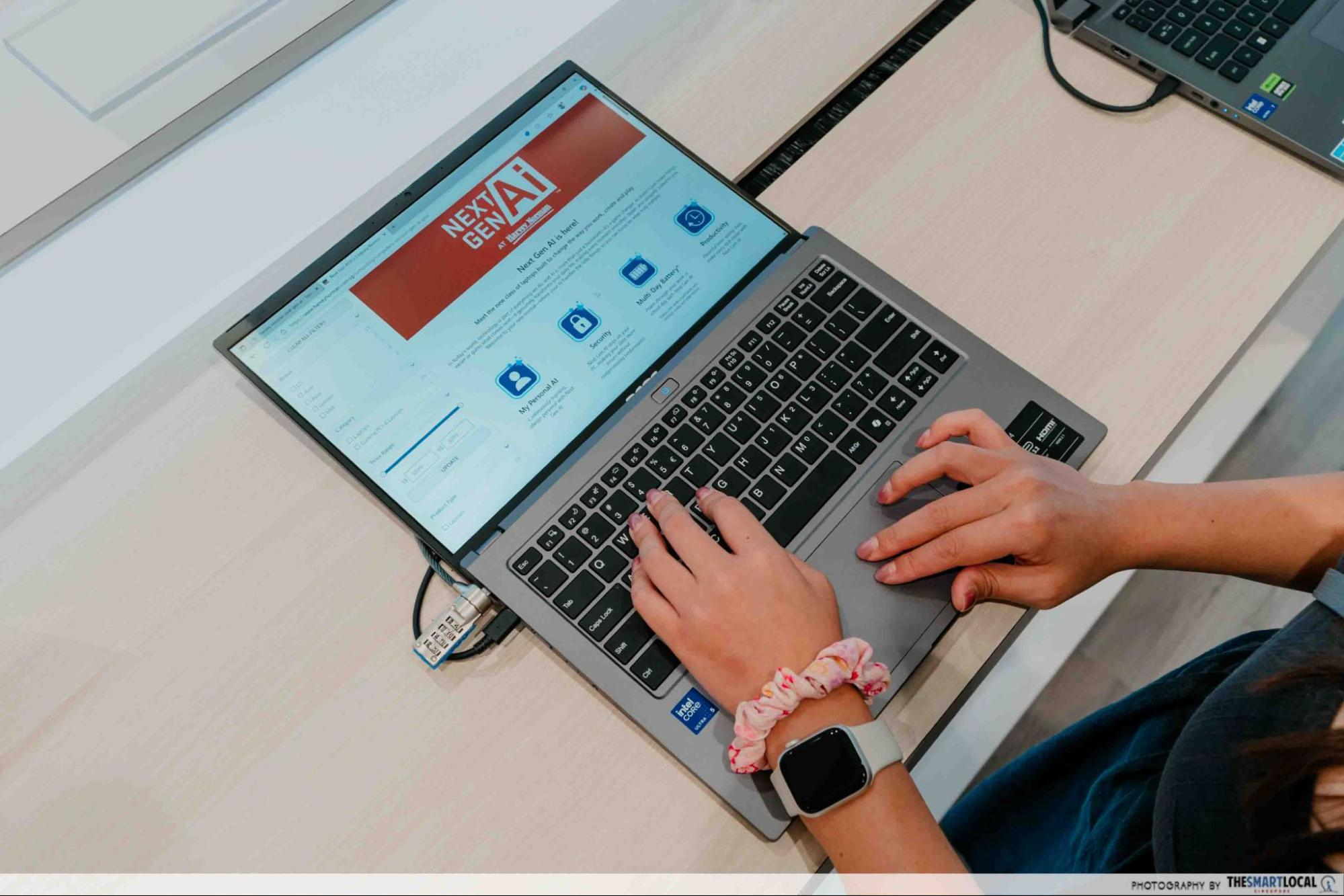 Acer Aspire Go 12 AI Pc