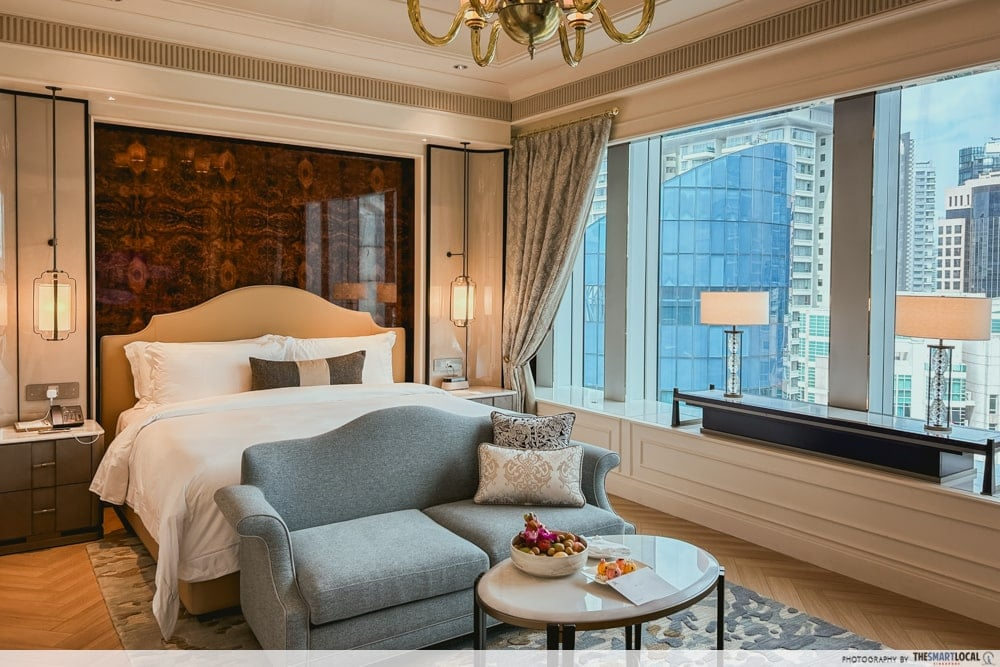 hotel room st regis singapore