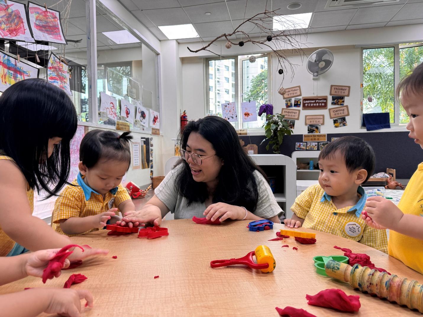 little skool house art clay