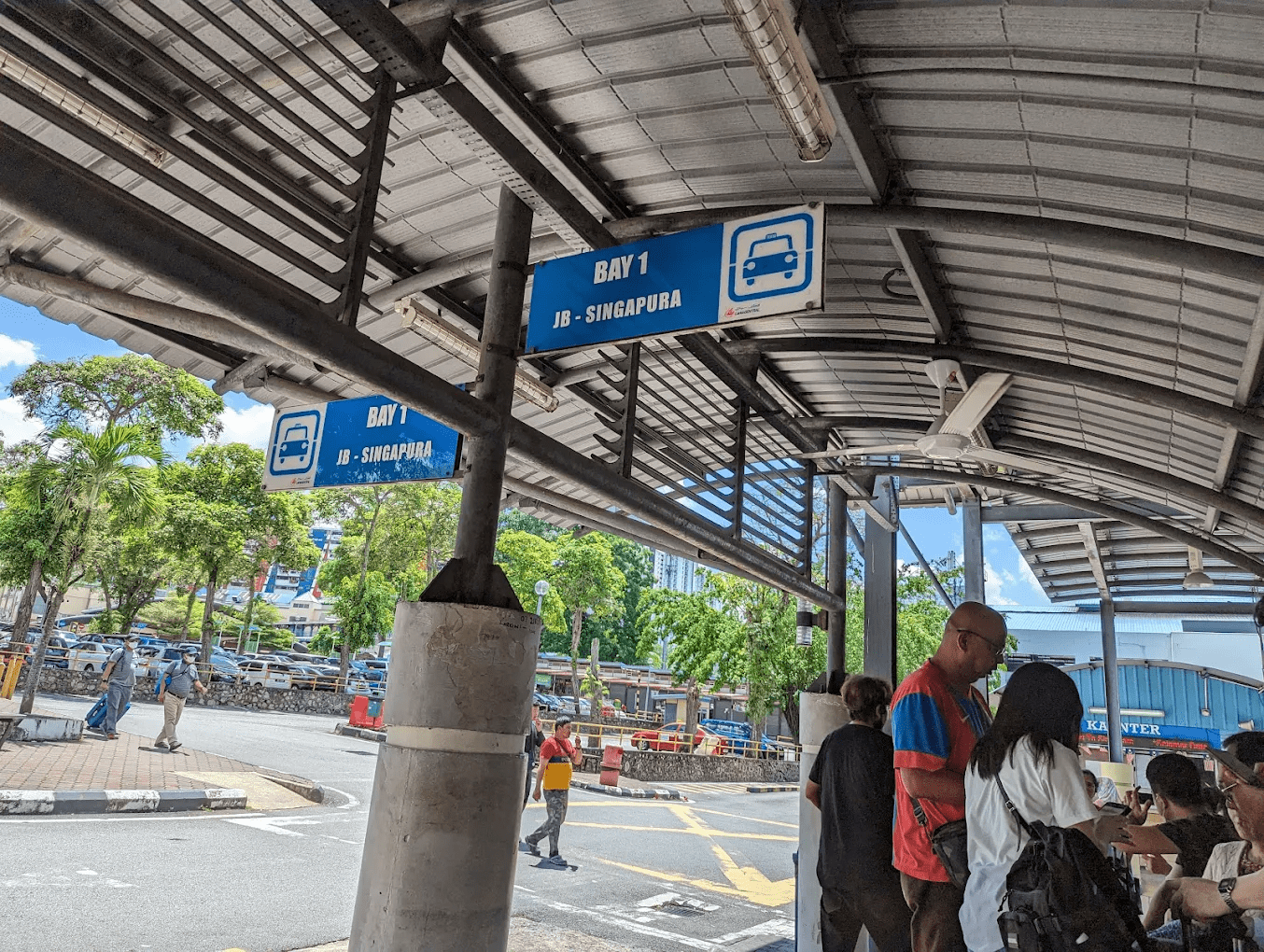 singapore to jb taxi - larkin sentral