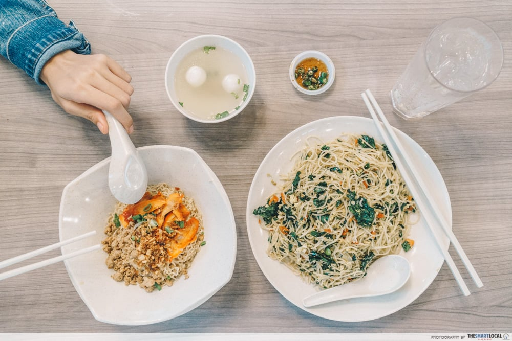 Kolo Mee & Mancai Mihun 